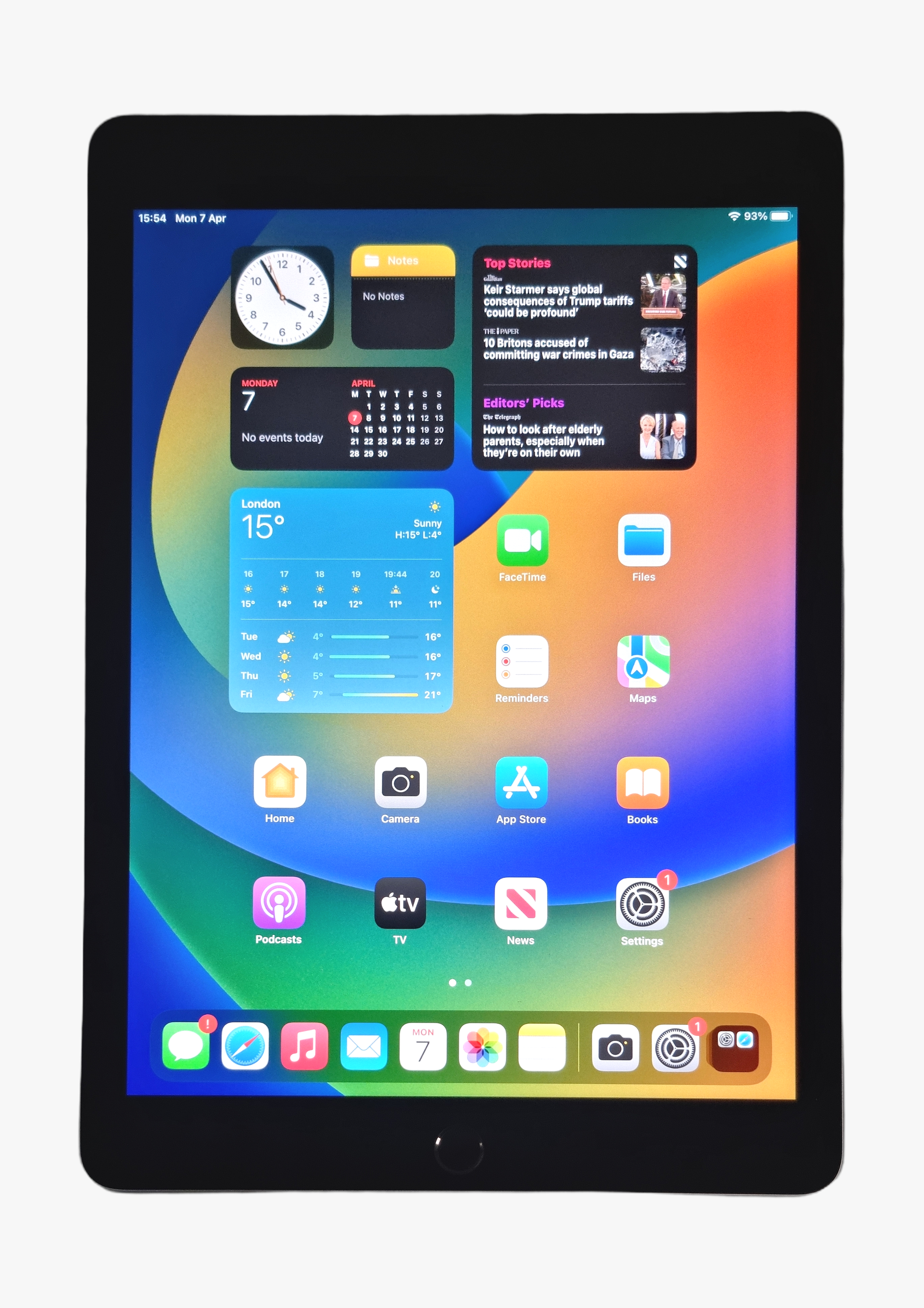 Apple iPad Pro 9.7" 1st Gen Tablet, 32GB, Wi-Fi, Space Grey, A1673