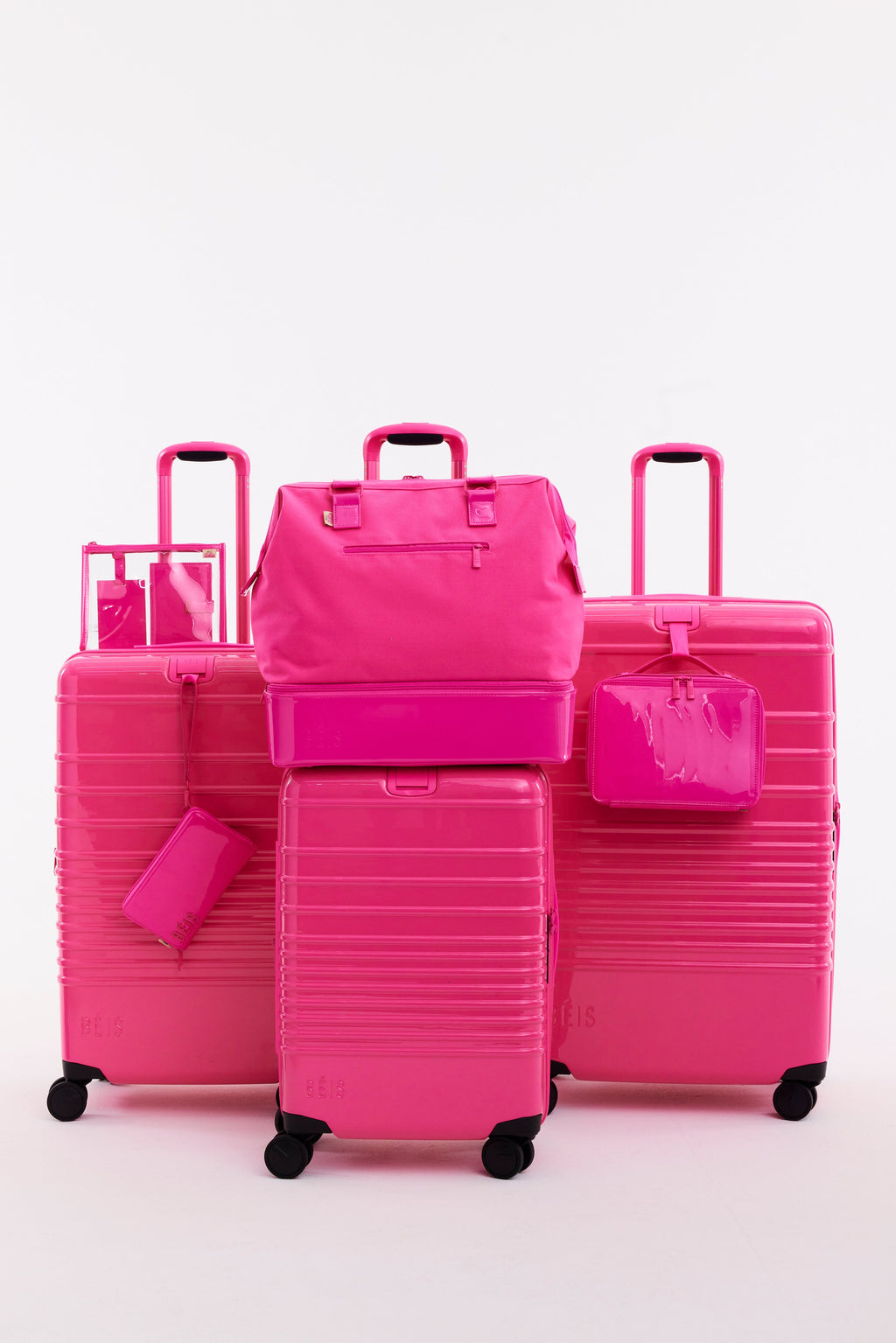 The Passport & Luggage Tag Set in Barbieƒ?› Pink