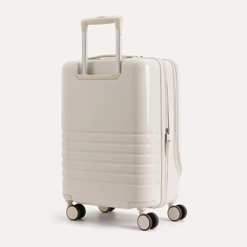 Getaway 20'' Carry-on: Front-Opening