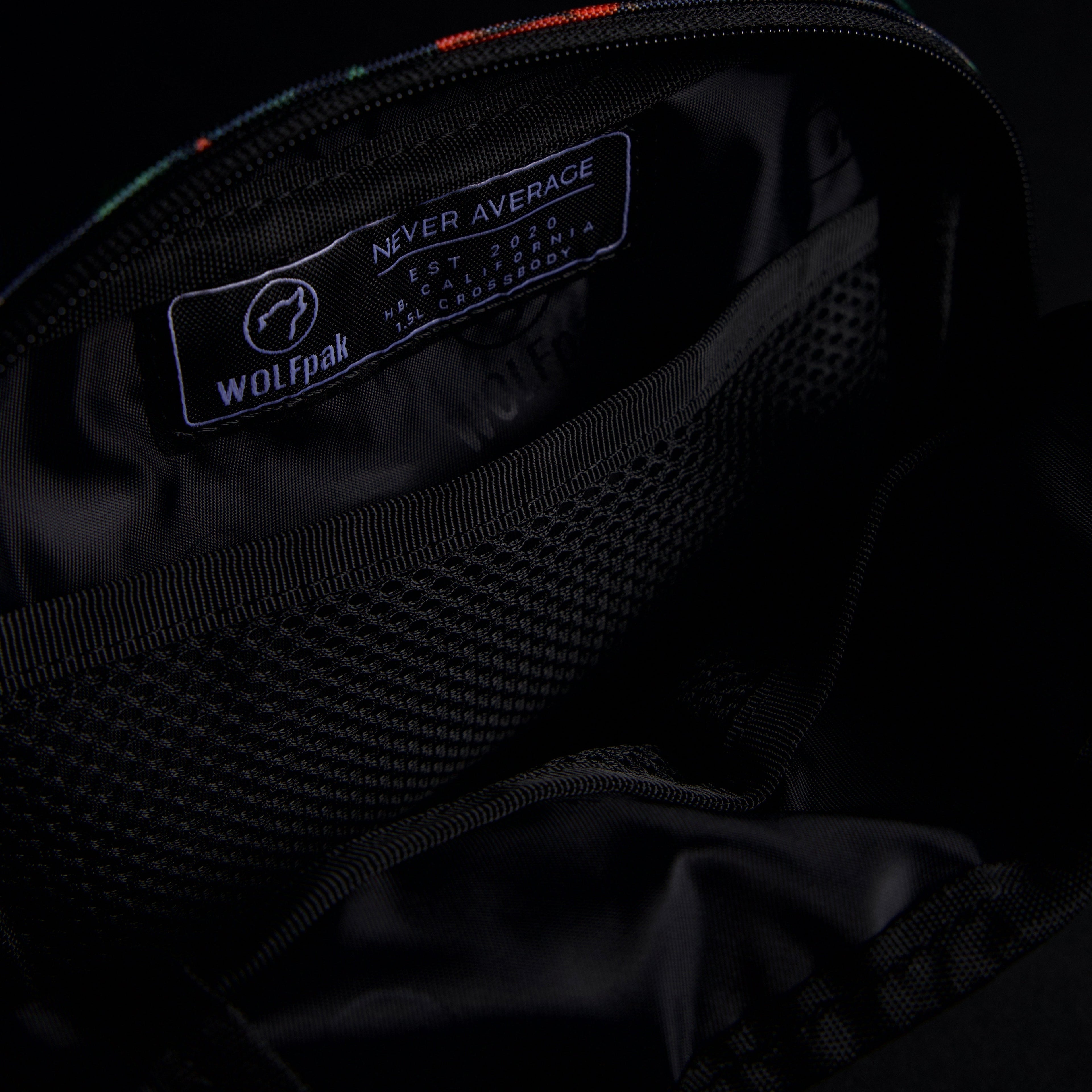Crossbody Pack Love Never Dies